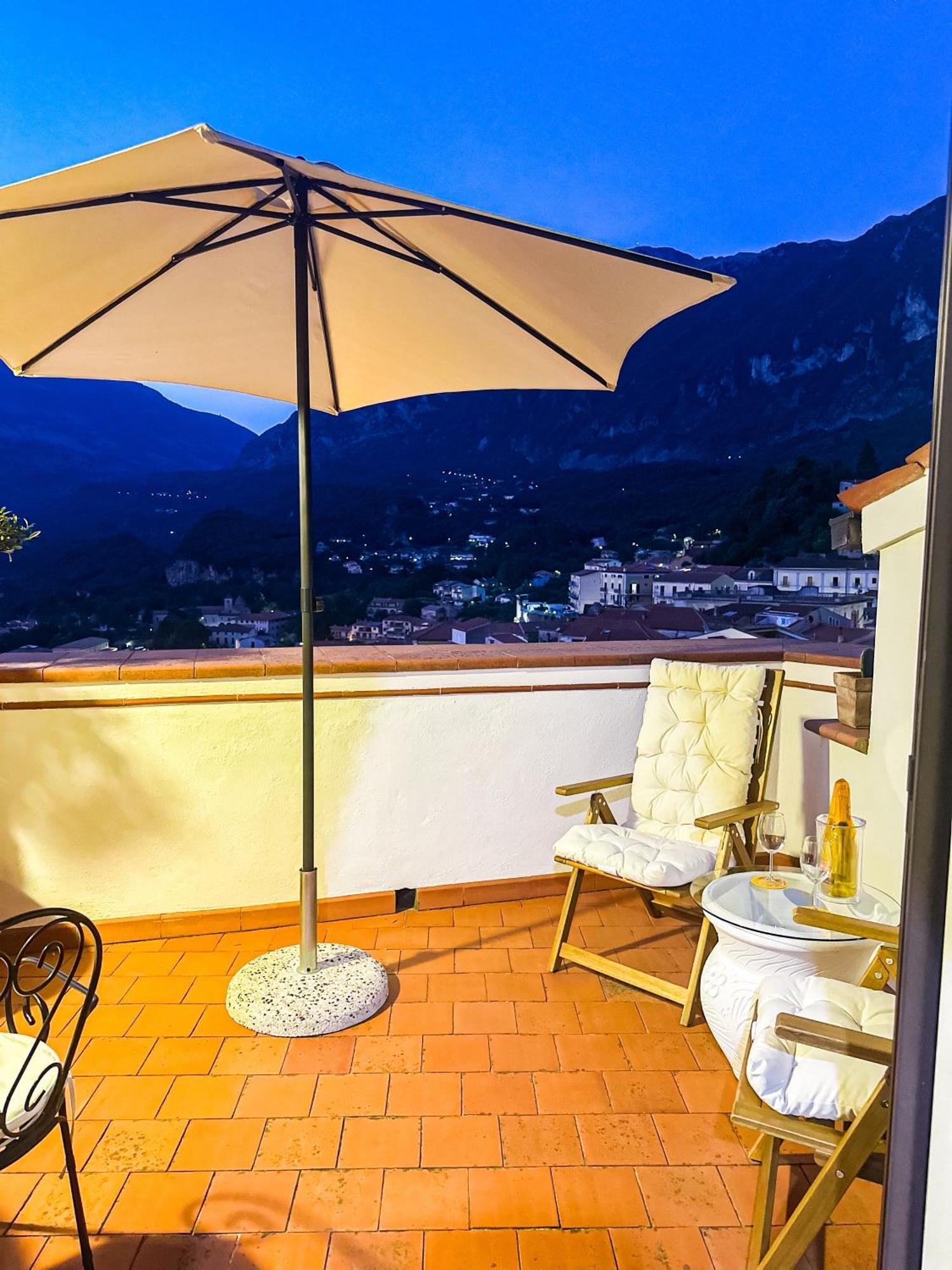 B&B La Terazza Sul Cielo Di マラテーア エクステリア 写真